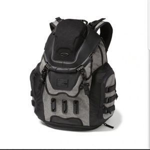 $250! NEW Oakley Kitchen Sink LX Backpack